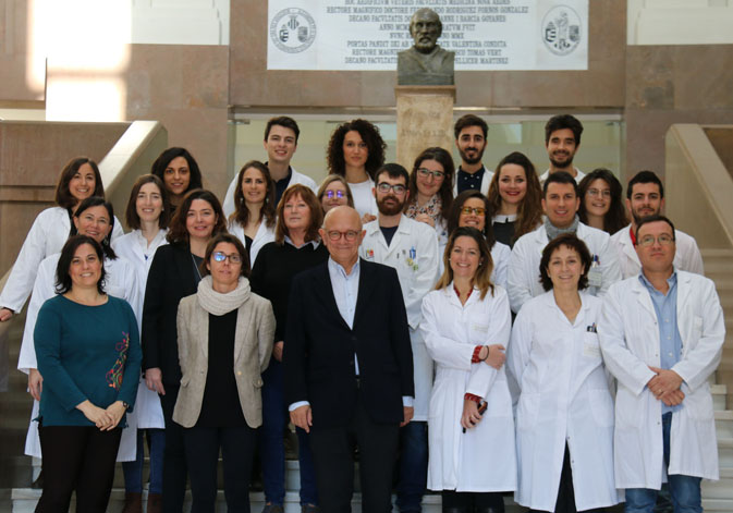 Equip d’investigació de Mª Carmen Gómez Cabrera i José Viña, en la Facultat de Medicina de la Universitat de València.